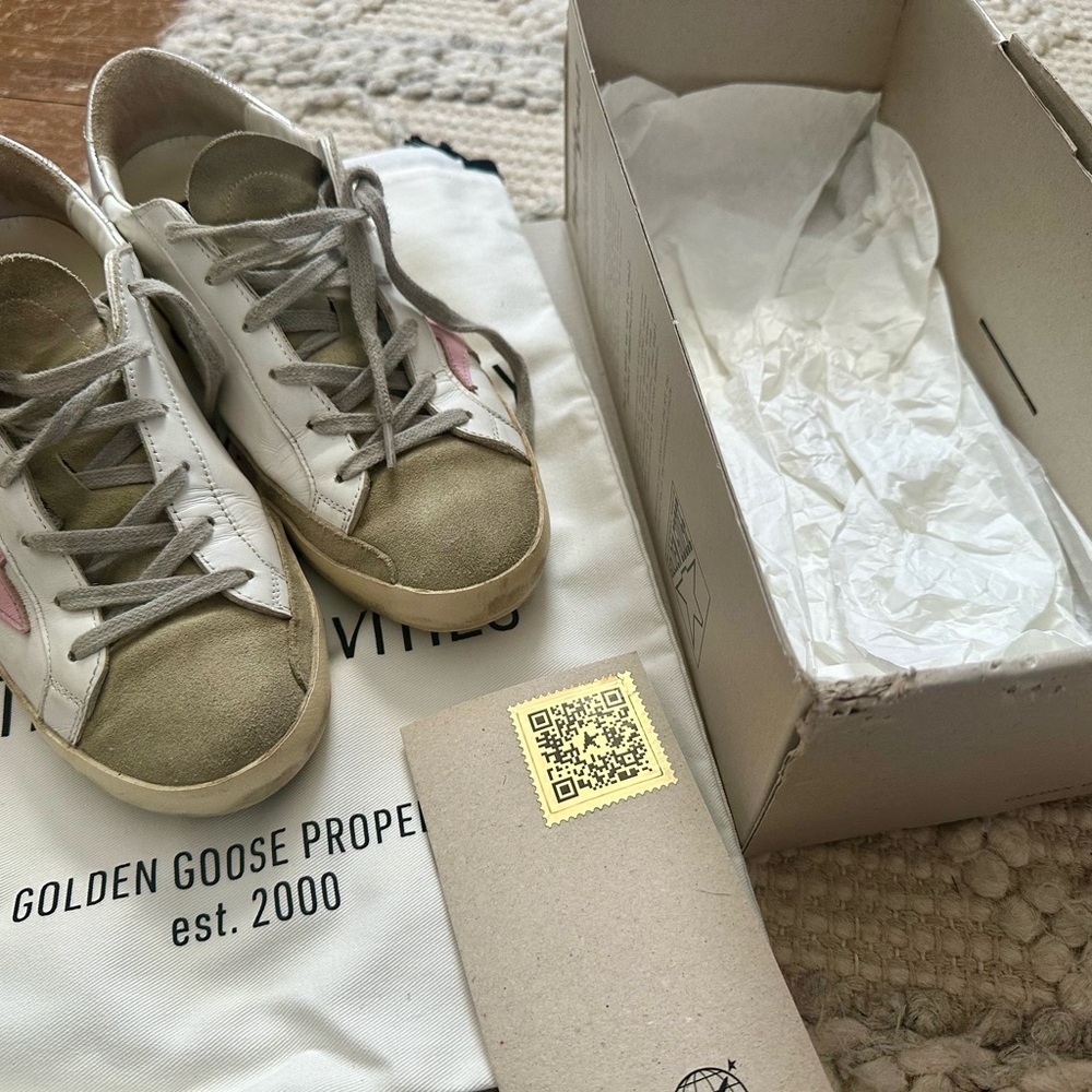 Golden Goose Women's White and Pink Sneakers